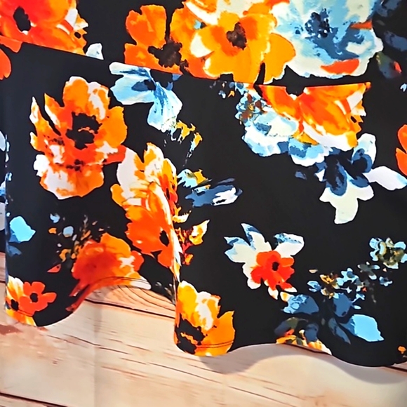 NWOT "DEREK🩶HEART" FLORAL SUMMER RACERBACK SLEEVELESS DRESS! ~LARGE - Picture 4 of 9